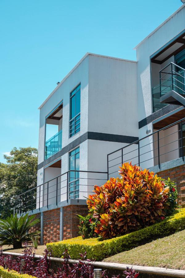Hotel Syvanna Wellness And Spa Cerritos Exteriér fotografie